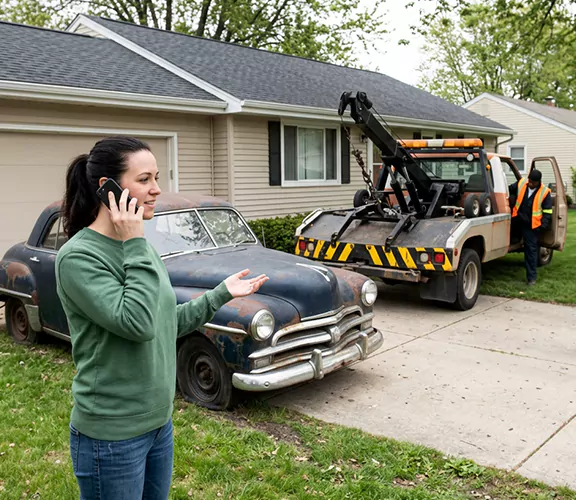 Why Indianapolis, IN residents choose Indianapolis Junk Car Buyer for old car removal?